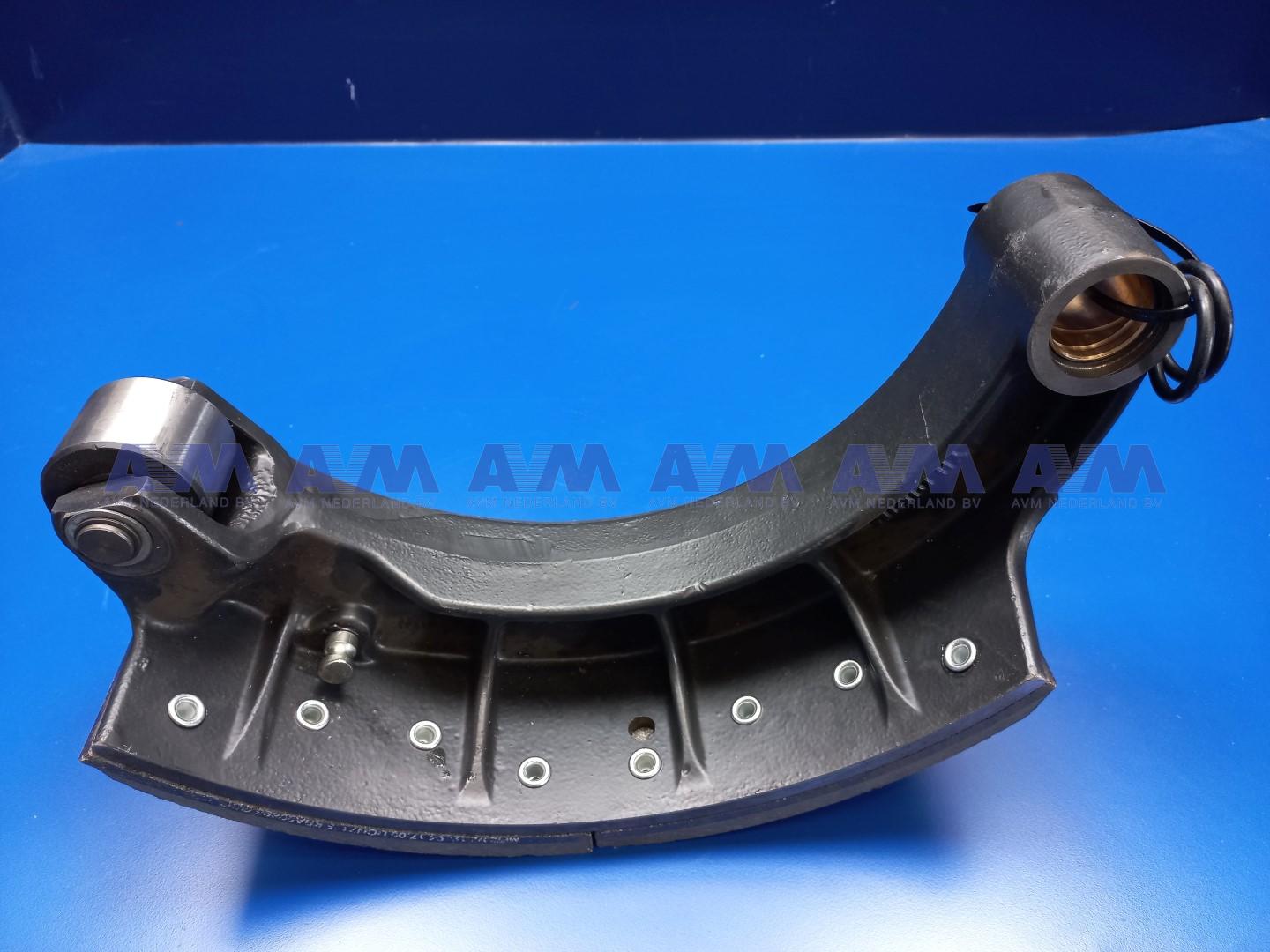 Brake shoe 420x200 mm 705-0411601