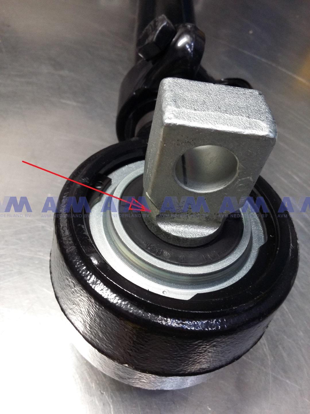 Axle brace L=570 mm 12494412 Tadano Demag